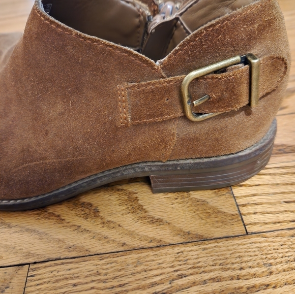 Clark's booties size 7 - Picture 2 of 2